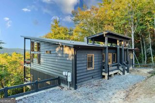 25 Quail Hollow, Epworth, GA 30541
