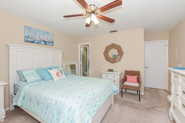 13 Lake Vista Trail 202, Port St Lucie, FL 34952