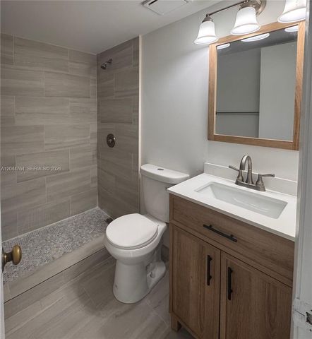 1820 W 53rd Street 517, Hialeah, FL 33012