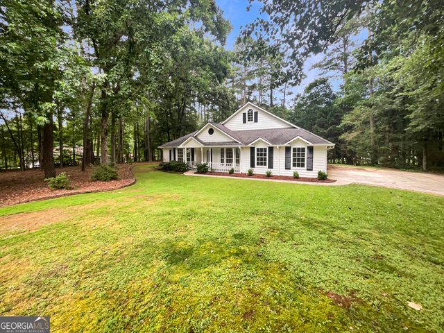 46 Timber Walk Drive, Sharpsburg, GA 30277