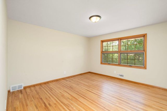 10212 Xerxes Avenue S, Bloomington, MN 55431