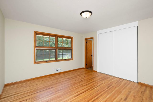 10212 Xerxes Avenue S, Bloomington, MN 55431