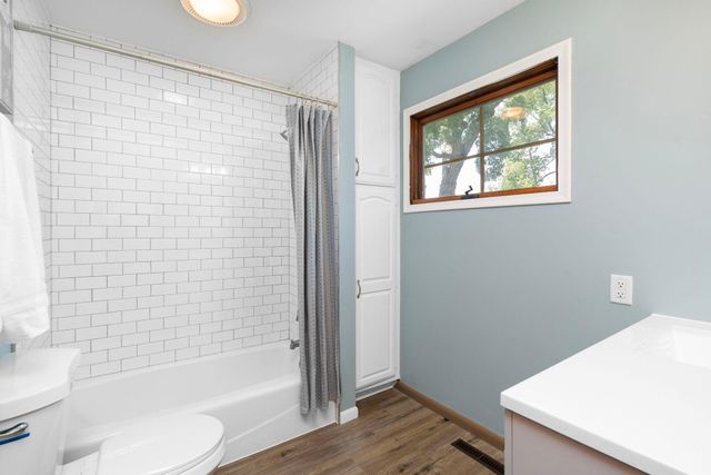 10212 Xerxes Avenue S, Bloomington, MN 55431