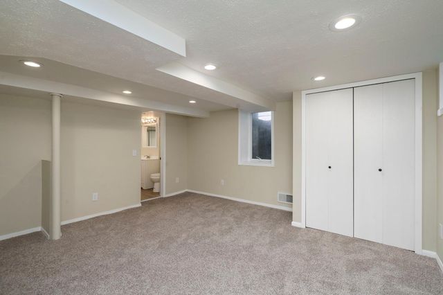 10212 Xerxes Avenue S, Bloomington, MN 55431