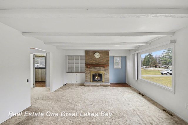 2750 E Deckerville Road, Ellington Twp, MI 48723