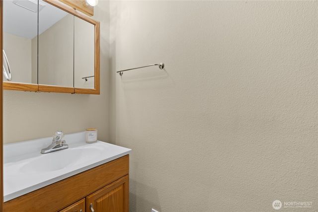 6117 S G Street, Tacoma, WA 98408