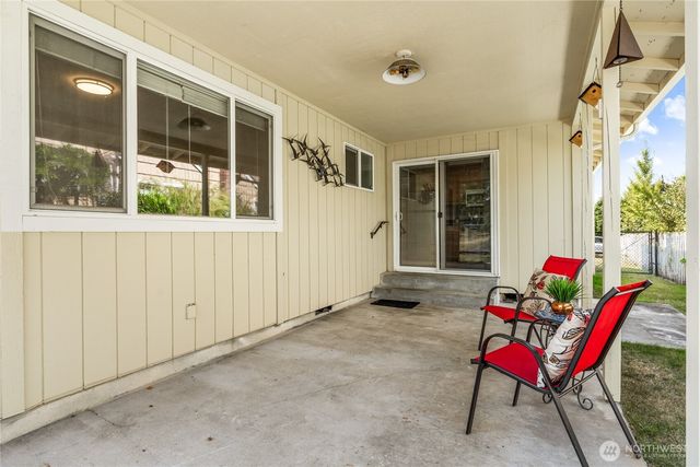 6117 S G Street, Tacoma, WA 98408