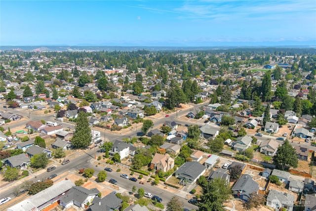 6117 S G Street, Tacoma, WA 98408