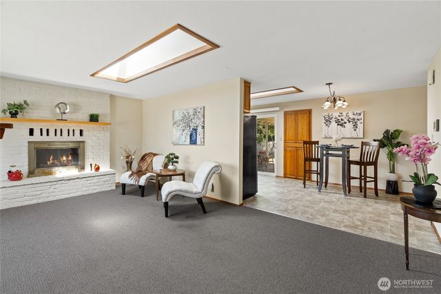 6117 S G Street, Tacoma, WA 98408