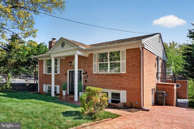 1911 S KENMORE ST, Arlington, VA 22204