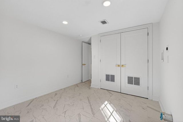 1911 S KENMORE ST, Arlington, VA 22204