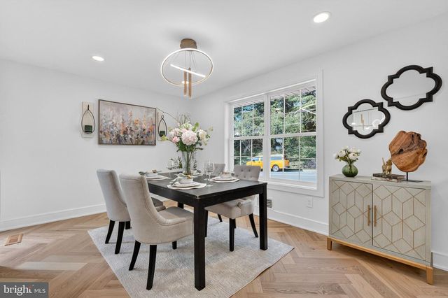 1911 S KENMORE ST, Arlington, VA 22204