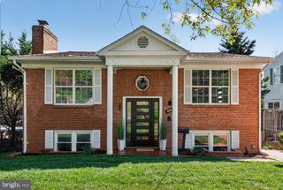 1911 S KENMORE ST, Arlington, VA 22204