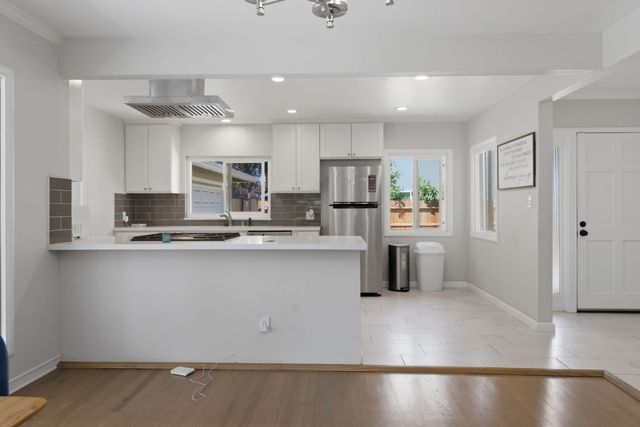 1176 W Mendocino Ave, Stockton, CA 95204