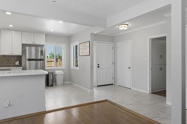 1176 W Mendocino Ave, Stockton, CA 95204