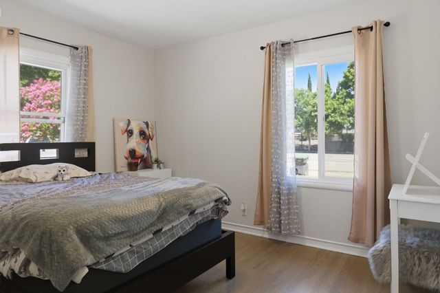 1176 W Mendocino Ave, Stockton, CA 95204
