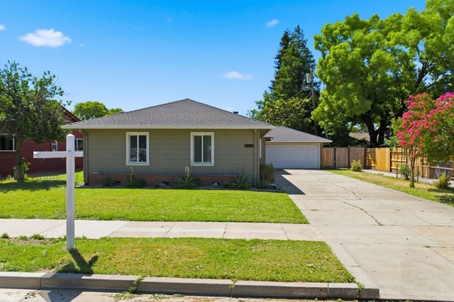 1176 W Mendocino Ave, Stockton, CA 95204