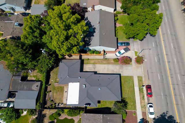 1176 W Mendocino Ave, Stockton, CA 95204