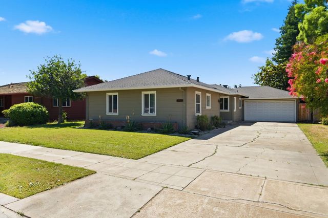 1176 W Mendocino Ave, Stockton, CA 95204
