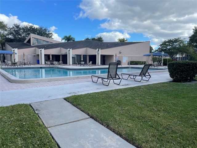 8390 Sands Point Blvd 107F, Tamarac, FL 33321