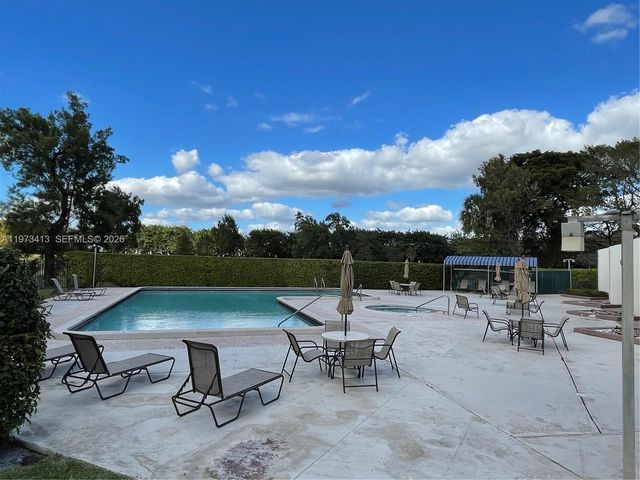 8390 Sands Point Blvd 107F, Tamarac, FL 33321