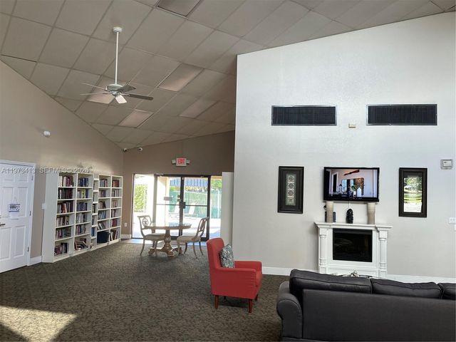 8390 Sands Point Blvd 107F, Tamarac, FL 33321