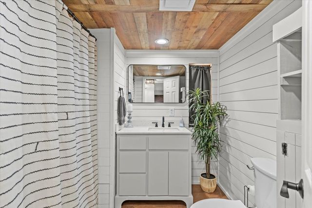 25678 Memory Rd, Andalusia, AL 36421