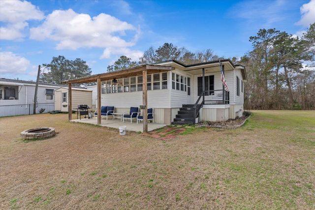 25678 Memory Rd, Andalusia, AL 36421