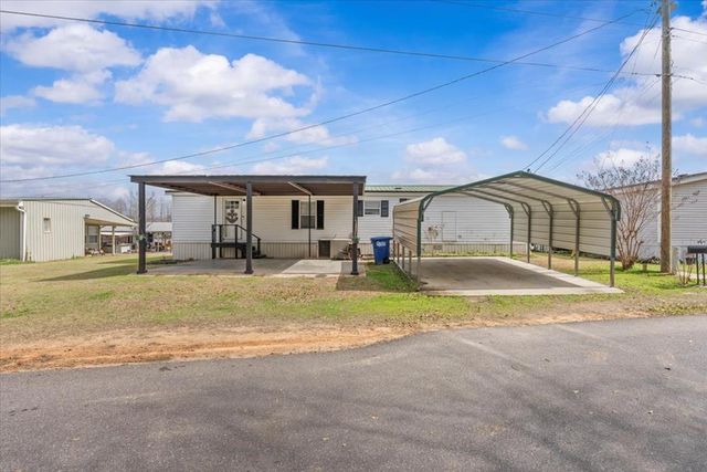 25678 Memory Rd, Andalusia, AL 36421