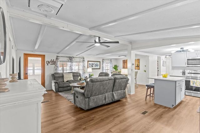 25678 Memory Rd, Andalusia, AL 36421