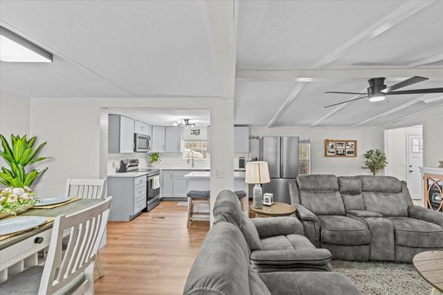 25678 Memory Rd, Andalusia, AL 36421