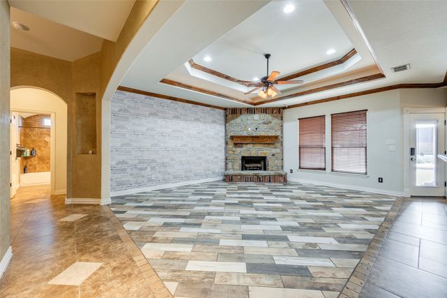 407 Miramar Circle, Weatherford, TX 76085