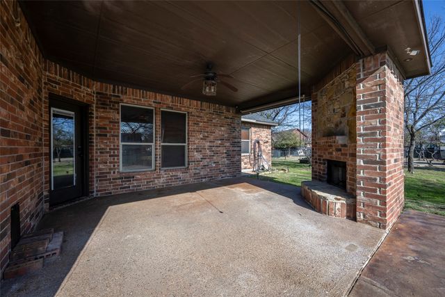 407 Miramar Circle, Weatherford, TX 76085