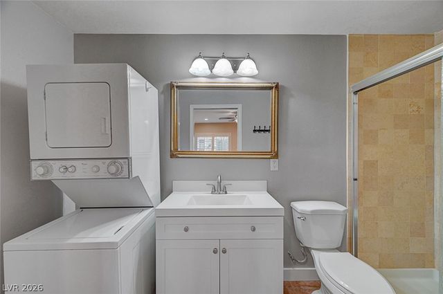 10008 Yellow Canary Avenue, Las Vegas, NV 89117