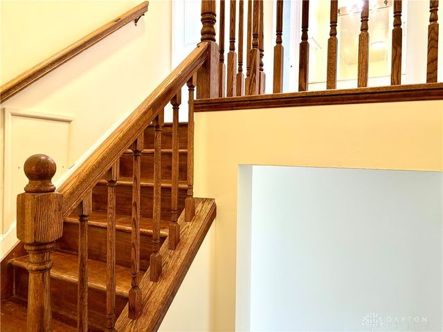 6405 Harbinger Lane, Miamisburg, OH 45449