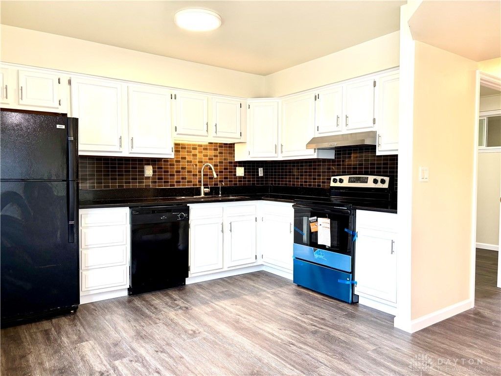 6405 Harbinger Lane, Miamisburg, OH 45449