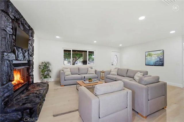 14780 Olive, Hesperia, CA 92345