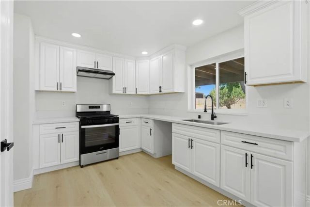 14780 Olive, Hesperia, CA 92345