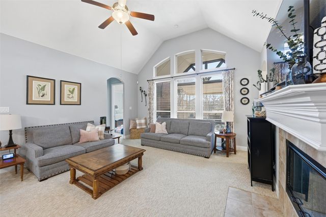 600 Fall Wood Trail, Fort Worth, TX 76131