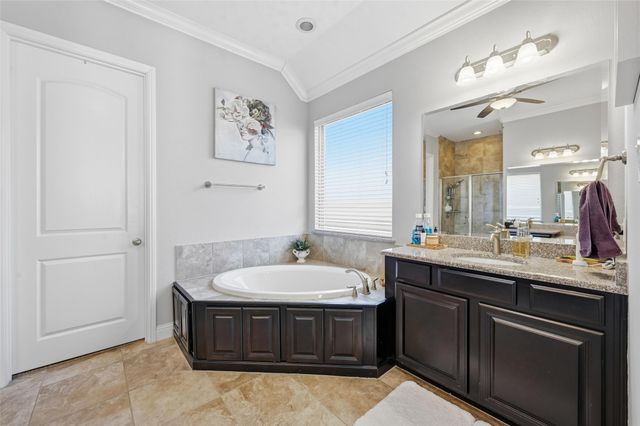 600 Fall Wood Trail, Fort Worth, TX 76131