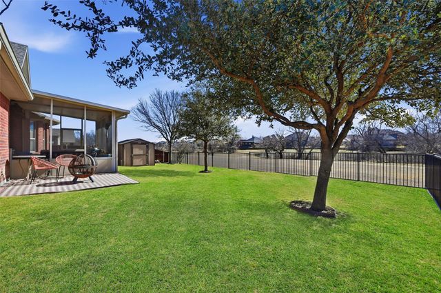 600 Fall Wood Trail, Fort Worth, TX 76131