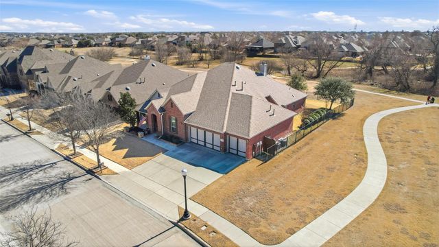 600 Fall Wood Trail, Fort Worth, TX 76131