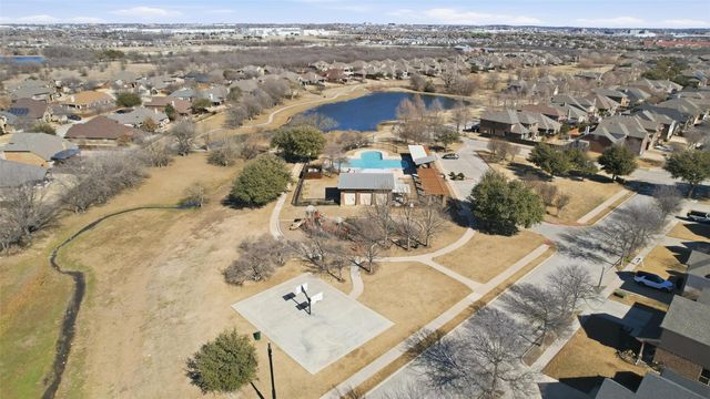 600 Fall Wood Trail, Fort Worth, TX 76131