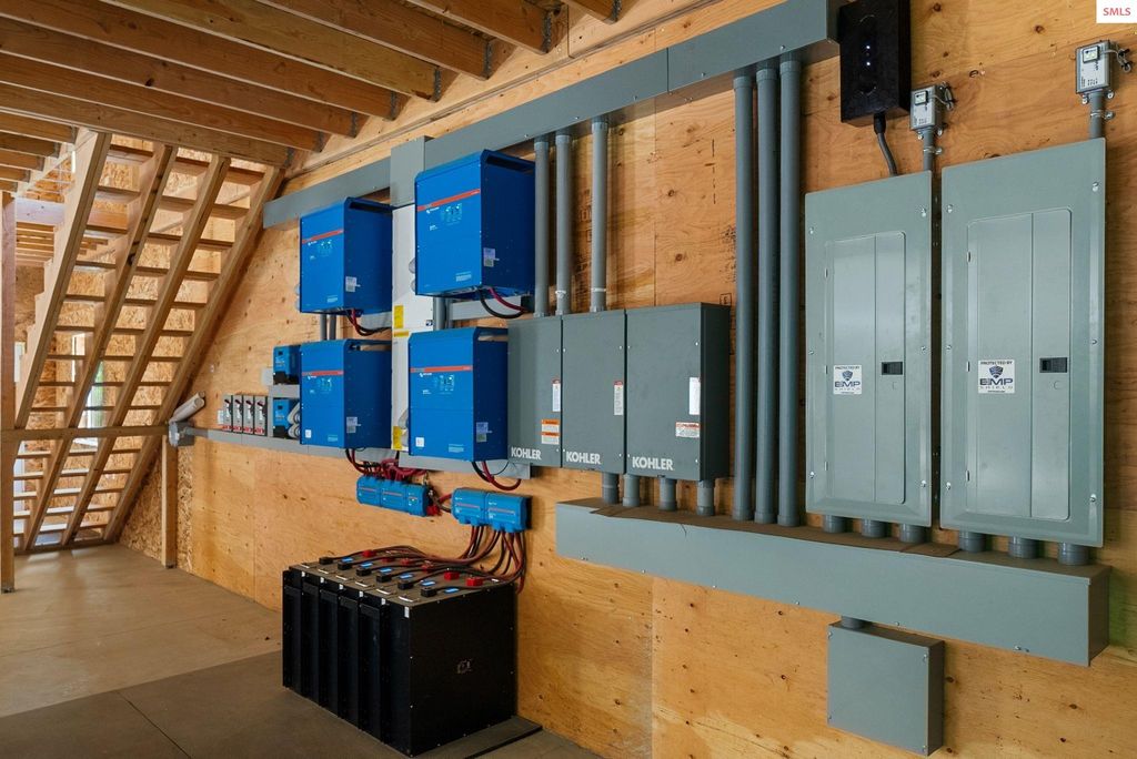 452 Ruby Creek Rd, Naples, ID 83847 photo 32