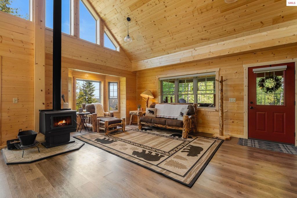 452 Ruby Creek Rd, Naples, ID 83847 photo 6