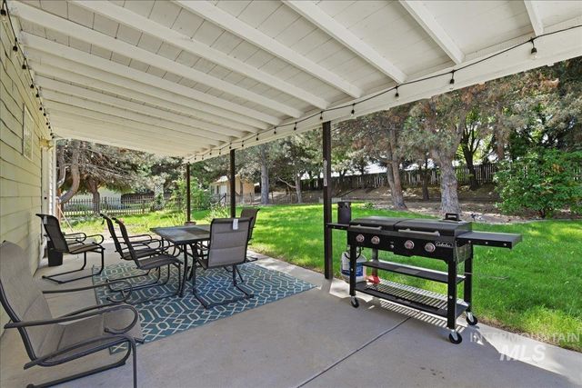 23157 Forest Hills Loop, Caldwell, ID 83607
