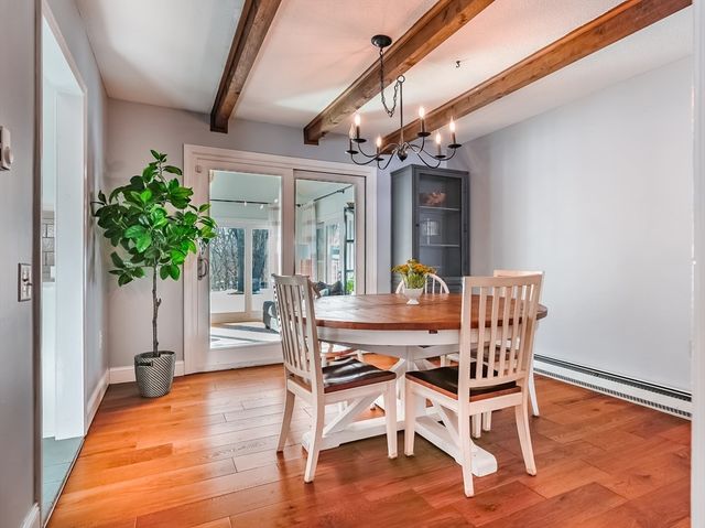 18 Haduk Dr, North Attleboro, MA 02760