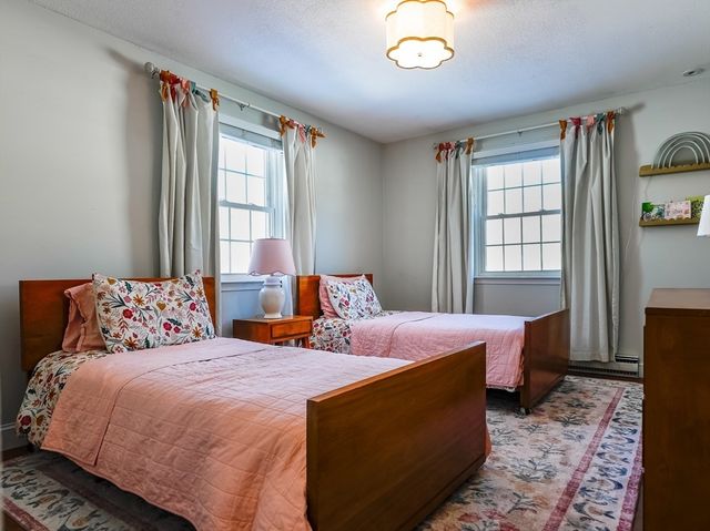 18 Haduk Dr, North Attleboro, MA 02760