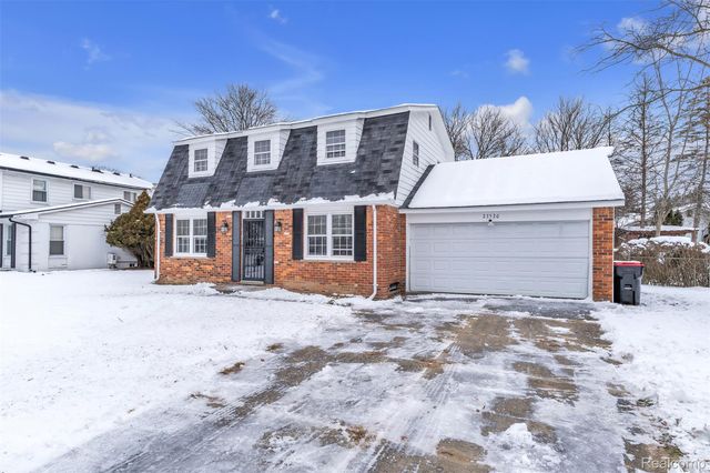 23520 Rockingham Street, Southfield, MI 48033