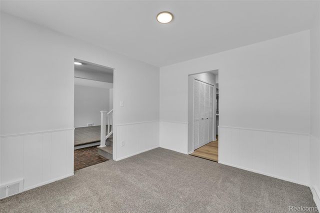 23520 Rockingham Street, Southfield, MI 48033